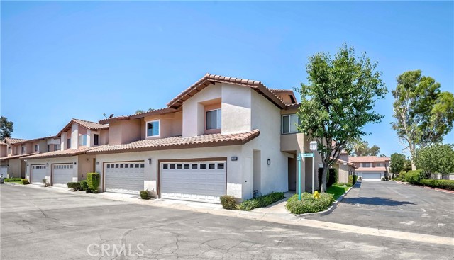 Detail Gallery Image 2 of 37 For 12911 via Napoi, Riverside,  CA 92503 - 2 Beds | 2/1 Baths