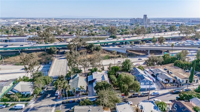 2718 E 7th Street, Los Angeles CA: https://media.crmls.org/medias/a9633680-2986-498a-a8fa-0d16440ef579.jpg
