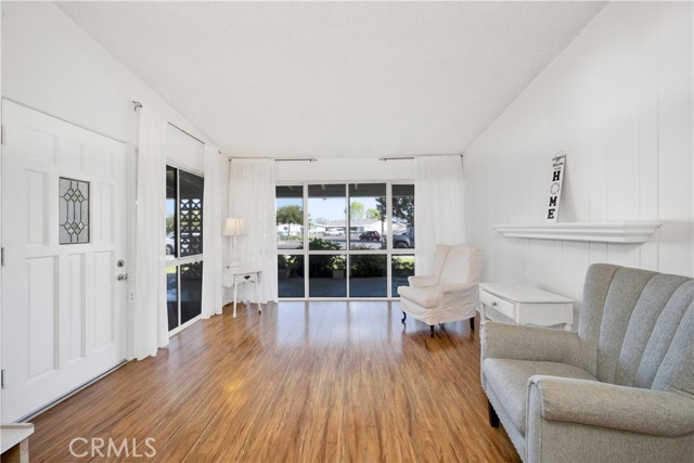 Detail Gallery Image 9 of 21 For 1202 Golden Rain Rd #72I,  Seal Beach,  CA 90740 - 2 Beds | 1 Baths