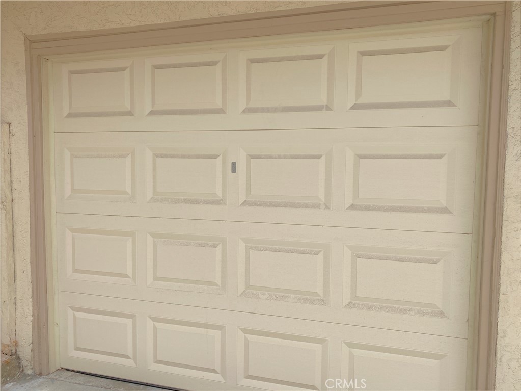 https://media.crmls.org/medias/a963733a-4d3b-4a68-b9fb-69bb1a2b3648.jpg?preset=X-Large