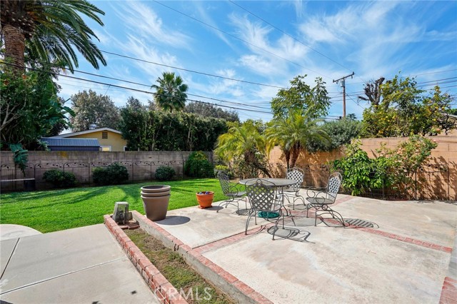 Detail Gallery Image 10 of 12 For 13506 Valna Dr, Whittier,  CA 90602 - 3 Beds | 2/1 Baths