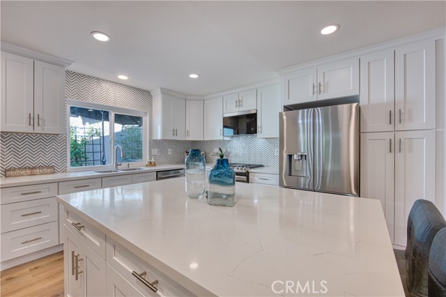 Detail Gallery Image 1 of 22 For 27665 via Granados, Mission Viejo,  CA 92692 - 3 Beds | 2 Baths