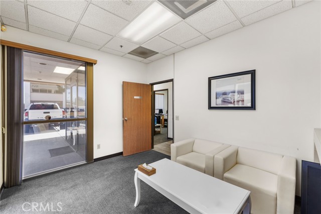 620 S Magnolia Avenue, Ontario CA: https://media.crmls.org/medias/a964545d-9b91-4cd0-8322-88e75fd08a78.jpg