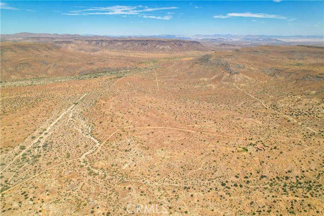Detail Gallery Image 35 of 75 For 55290 Flying Tigers Rd, Pioneertown,  CA 92268 - 4 Beds | 3 Baths
