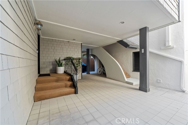 1510 W Oceanfront, Newport Beach CA: https://media.crmls.org/medias/a964b6d5-61a9-4f13-857a-dbe5bfe4051b.jpg