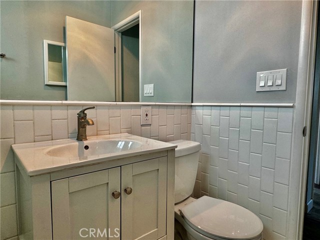 Detail Gallery Image 14 of 17 For 1266 7th Pl, Hermosa Beach,  CA 90254 - 3 Beds | 1 Baths