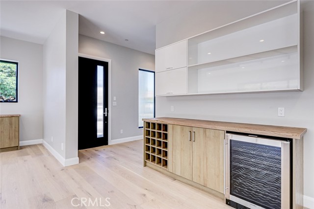 Detail Gallery Image 6 of 45 For 3310 Blossom Ln, Redondo Beach,  CA 90278 - 4 Beds | 3/1 Baths