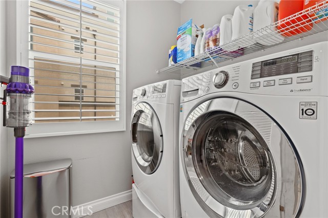 649 W Foothill Boulevard, Glendora CA: https://media.crmls.org/medias/a96544b1-75ec-4c1a-a3f0-960c89c88497.jpg