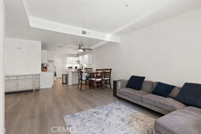 Detail Gallery Image 11 of 45 For 2900 via Toscana #101,  Corona,  CA 92879 - 2 Beds | 2 Baths