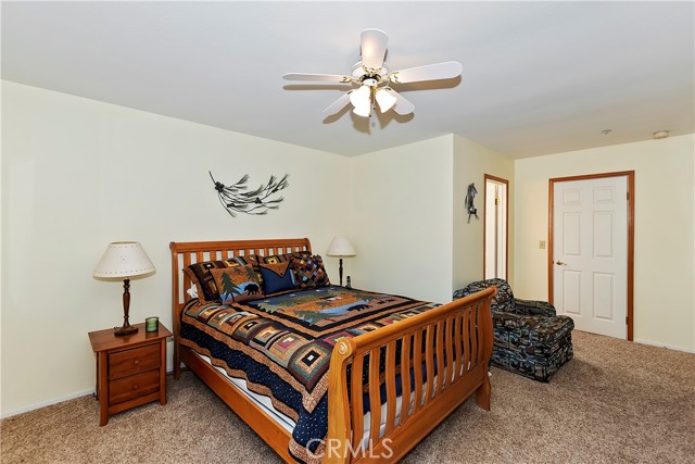 Detail Gallery Image 25 of 44 For 1048 Brookside, Fawnskin,  CA 92333 - 4 Beds | 2/1 Baths