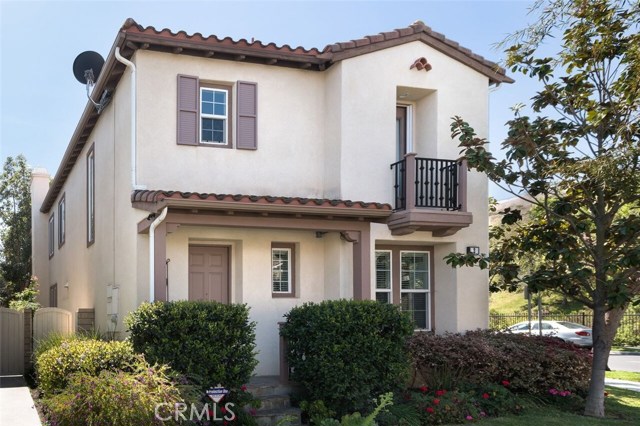 2 Foliage Irvine, California Gorgeous 3 Bedroom/3 Bathroom Home located in the heart of Irvine's Quail Hill! Private location situated next to hiking/biking trails and nature preserves. This beautiful Linden home includes a private downstairs office with modern sliding pocket doors. Gourmet kitchen includes large center island, granite countertops, and upgraded stainless steel appliances. Kitchen is open to family room featuring fireplace and custom built-ins. Classic French doors lead to large wrap-around backyard perfect for entertaining and outdoor seating. Additional upstairs bedrooms offer spacious living highlighted by designer paint. Large Master bedroom retreat is complimented by spa-like master bath with separate jetted soaking tub, walk-in shower, dual sinks, and walk-in closet with upgraded organizers. Other notable features throughout the home include rich hardwood and stone tile flooring, recessed lighting, and downstairs built-in surround sound system. Home is ideally located within award-winning Irvine Unified School District. Take advantage of nearby access to freeways, John Wayne Airport, Irvine Spectrum Center, and Laguna Beach! Resort-style community amenities offer 3 Olympic Swimming Pools, sport courts, gym room, clubhouse, parks, and more!