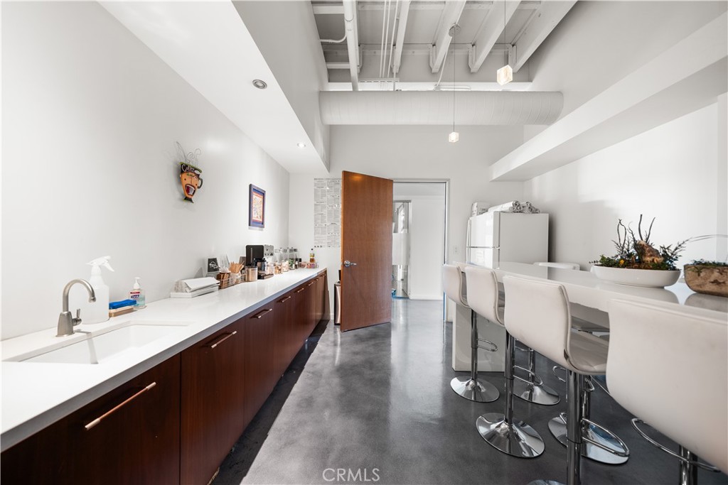 MLS #OC25143028 img 19