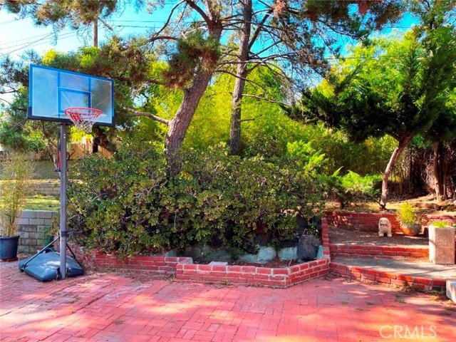 3585 Shadow Grove Road, Pasadena CA: https://media.crmls.org/medias/a9679b2f-6611-4ec4-9997-91d1cb998061.jpg