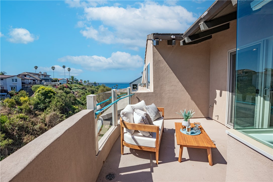 Detail Gallery Image 14 of 44 For 315 Cazador Ln a,  San Clemente,  CA 92672 - 4 Beds | 3/1 Baths