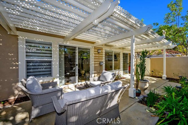 Detail Gallery Image 18 of 27 For 28942 Paseo Theresa, Mission Viejo,  CA 92692 - 2 Beds | 2 Baths