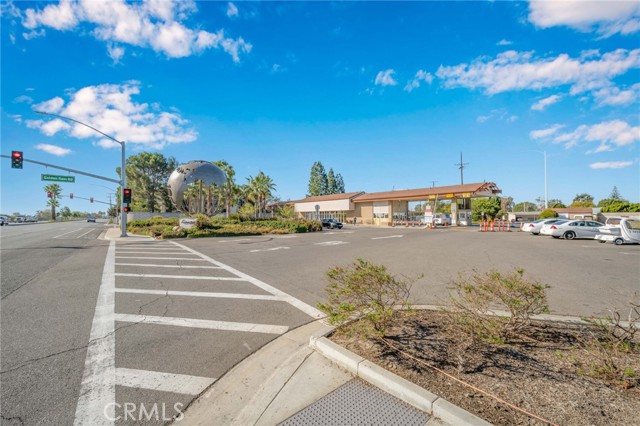 13341 St Andrews Drive, Seal Beach CA: https://media.crmls.org/medias/a9682e52-6b8f-4d3b-9d02-2fff643494b2.jpg