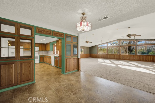 Detail Gallery Image 21 of 61 For 15585 China Rapids, Red Bluff,  CA 96080 - 3 Beds | 2/1 Baths