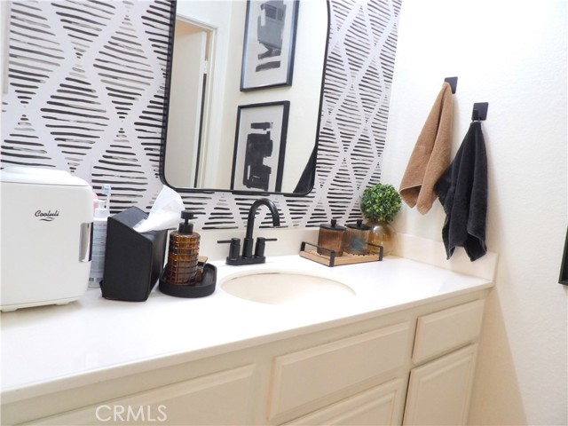 Detail Gallery Image 19 of 26 For 4012 Larkspur Ave, Rialto,  CA 92377 - 4 Beds | 2 Baths