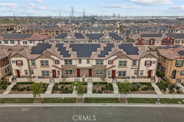 3981 E Huntington Street, Ontario CA: https://media.crmls.org/medias/a96976f2-e2a4-476d-ad5d-d6ebd5fc2e99.jpg