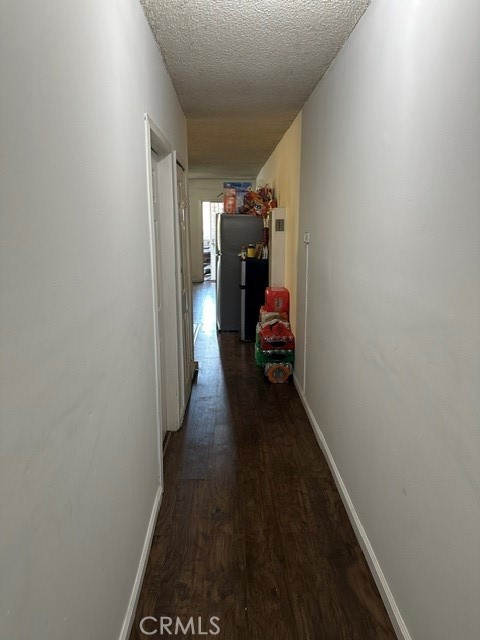 201 W Raymond Street, Compton CA: https://media.crmls.org/medias/a96a235f-cb4f-4c92-885d-0900b5d2a0f2.jpg