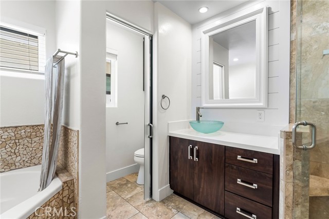 Detail Gallery Image 13 of 22 For 225 Avenida De La Grulla a,  San Clemente,  CA 92672 - 4 Beds | 3/1 Baths
