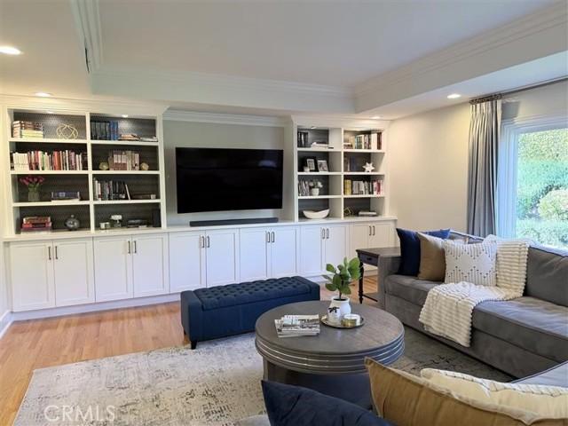 Detail Gallery Image 21 of 42 For 1320 N Raymond, Fullerton,  CA 92831 - 5 Beds | 4/1 Baths