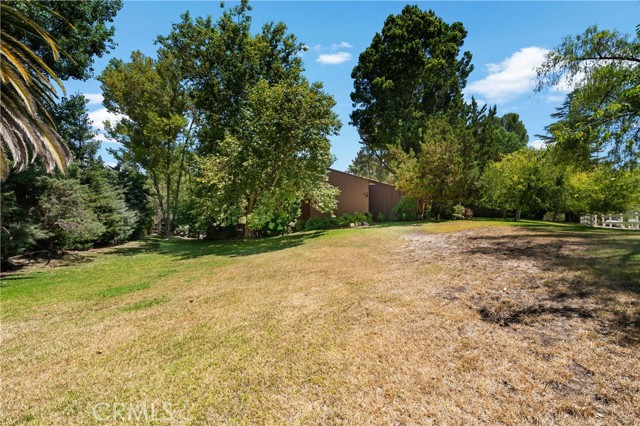 24865 Long Valley Road, Hidden Hills CA: https://media.crmls.org/medias/a96b2f37-bf53-4d4a-bee7-d4e206a4dd3f.jpg