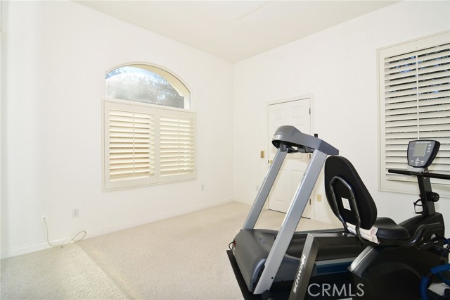 25339 Prado De Los Arboles, Calabasas CA: https://media.crmls.org/medias/a96b36a2-390e-4b0b-bb14-22876b90113f.jpg
