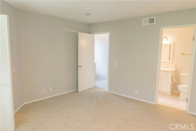 Detail Gallery Image 21 of 27 For 21 Hollowglen #43,  Irvine,  CA 92604 - 2 Beds | 1/1 Baths