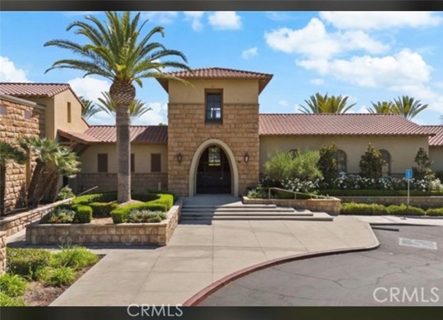 28618 Jardineras dr, Valencia CA: https://media.crmls.org/medias/a96d4f82-03f6-424d-b21d-ed08b2cd145a.jpg