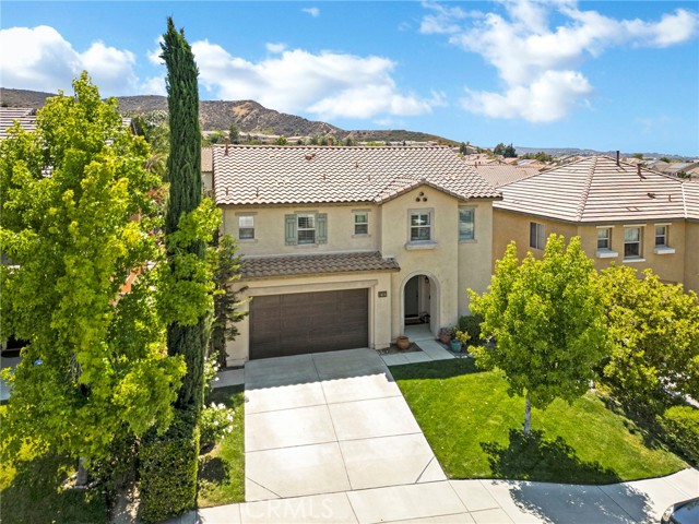 Detail Gallery Image 5 of 38 For 27027 Mountain Willow Ln, Canyon Country,  CA 91387 - 3 Beds | 2/1 Baths