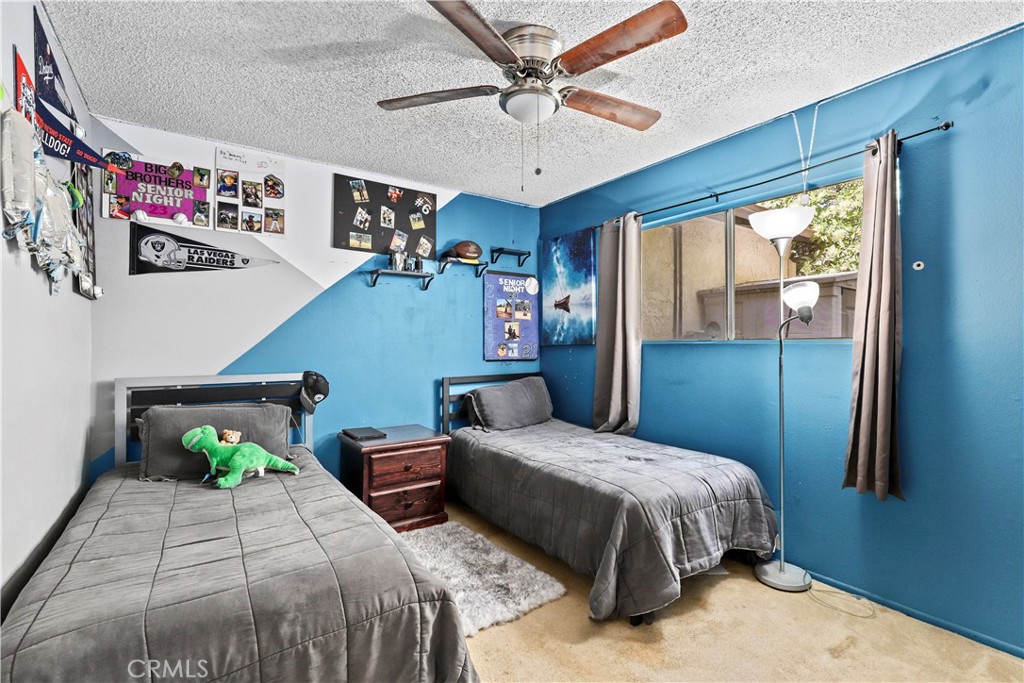 https://media.crmls.org/medias/a96e8e47-146f-4a8b-9a04-0a4ed924a62b.jpg?preset=X-Large