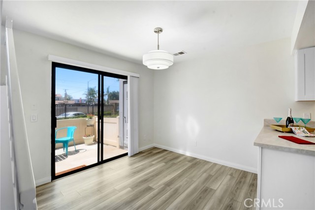 863 W 34th Street, Long Beach CA: https://media.crmls.org/medias/a96fbbac-48d7-41ff-9275-a9dfebe11a9e.jpg