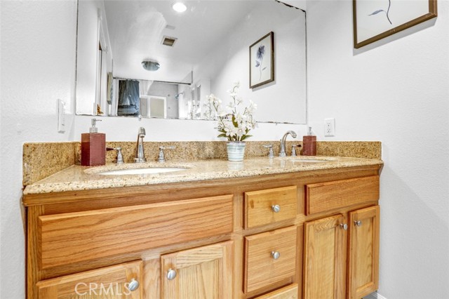 27142 Langside Avenue, Canyon Country CA: https://media.crmls.org/medias/a96ff30a-05eb-4889-bf92-cb0cdf63fe7d.jpg