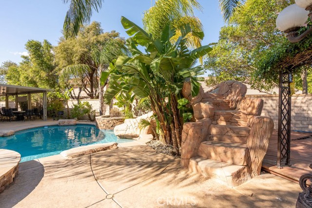 42518 Monahan Place, Murrieta CA: https://media.crmls.org/medias/a9704e33-426e-4c23-bf87-840455f2bc8a.jpg