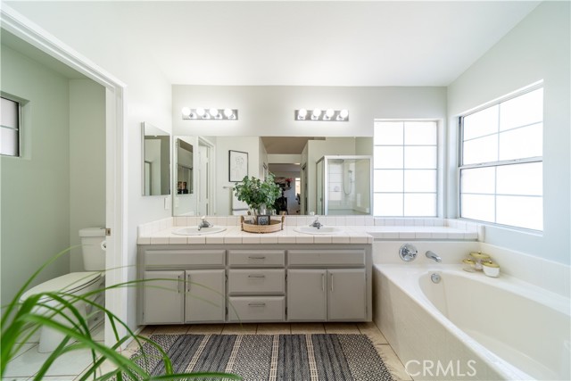 Detail Gallery Image 21 of 37 For 16395 Cuyama Way, Apple Valley,  CA 92307 - 4 Beds | 2/1 Baths