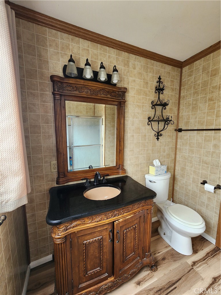 https://media.crmls.org/medias/a97178a7-f09a-47a4-80e5-04786c8232b2.jpg?preset=X-Large