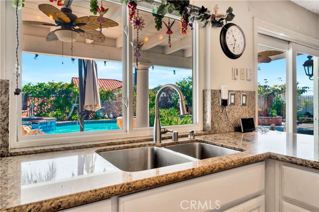 Detail Gallery Image 28 of 43 For 1475 Labrador, Corona,  CA 92882 - 4 Beds | 3 Baths