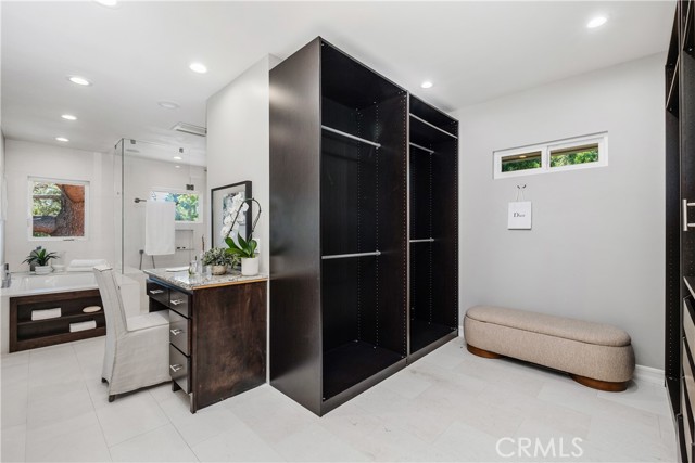 Detail Gallery Image 35 of 48 For 2120 Yucca, Fullerton,  CA 92835 - 4 Beds | 4 Baths