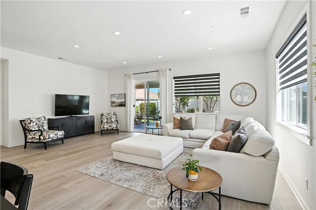 26686 Verdant Circle, Menifee CA: https://media.crmls.org/medias/a97506ac-1390-4b0c-b138-713bd772a3b7.jpg