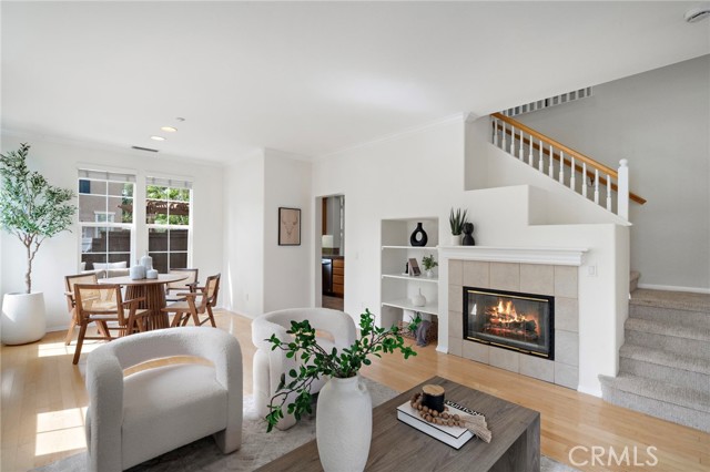 Image 8 of 40 For 25 Harwick Court