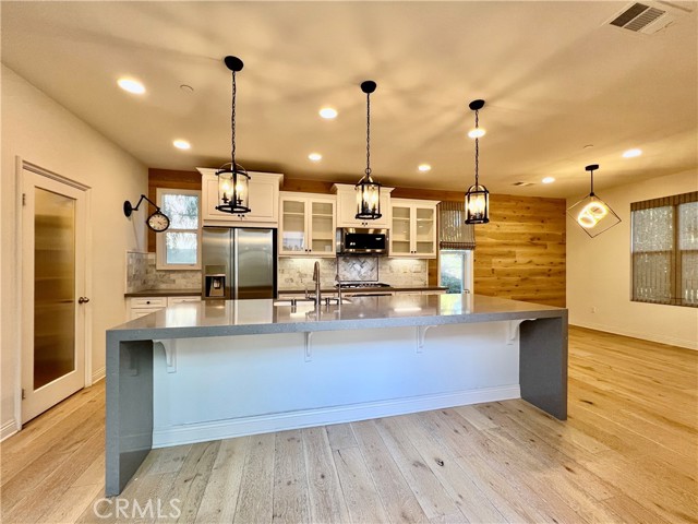 Detail Gallery Image 1 of 46 For 101 Fixie, Irvine,  CA 92618 - 3 Beds | 3/1 Baths
