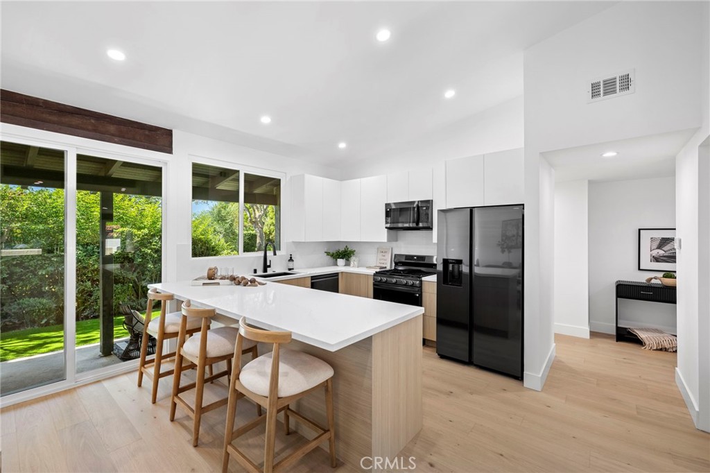 MLS #OC25221146 image #7