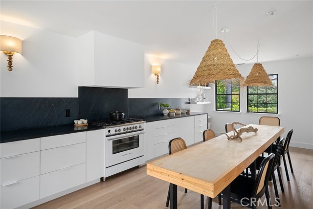 5933 Birkdale Lane, San Luis Obispo CA: https://media.crmls.org/medias/a976185a-c41b-40c4-8feb-6a4e6f2c1379.jpg