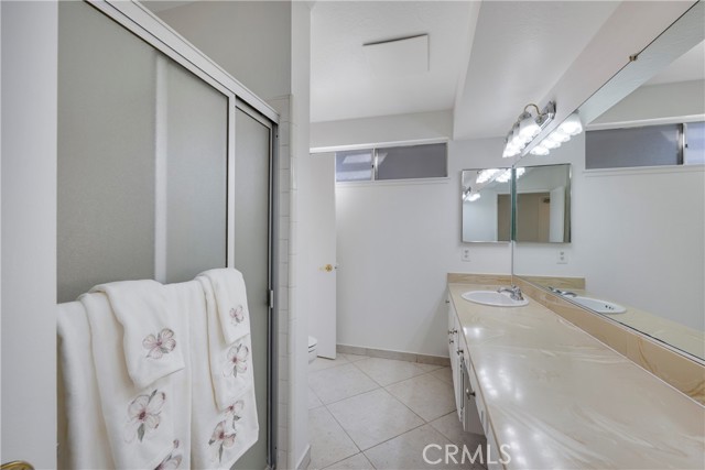 Image 36 of 75 For 8678 Turlock Drive