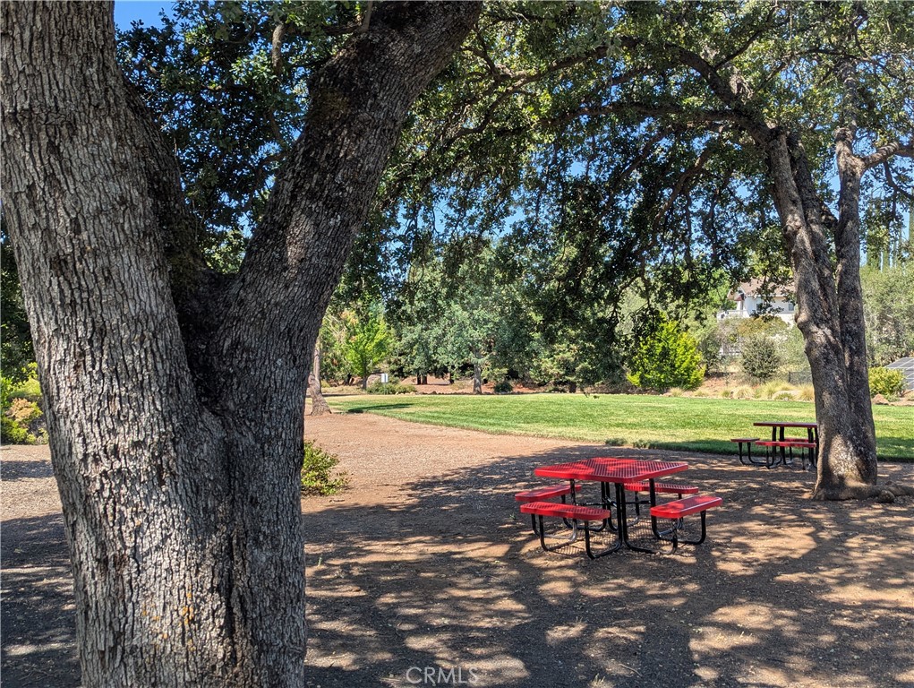 https://media.crmls.org/medias/a97699c6-a562-4fe3-b4f7-bf02f51bff83.jpg?preset=X-Large