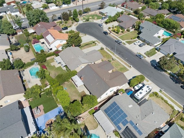 22726 Keswick Street photo 8