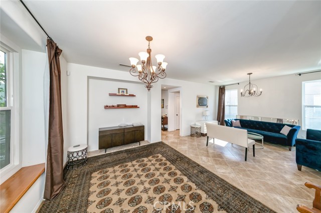 2268 Simon Street, Fullerton CA: https://media.crmls.org/medias/a97878a8-6626-4090-8021-3e646051ad95.jpg