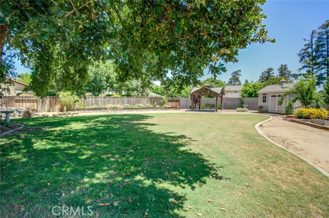 Detail Gallery Image 6 of 49 For 6901 Copper Creek Way, Bakersfield,  CA 93308 - 4 Beds | 3 Baths