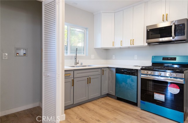 3468 W 71st, Los Angeles CA: https://media.crmls.org/medias/a97a6ef0-8509-442d-9258-03397f6a1e4a.jpg